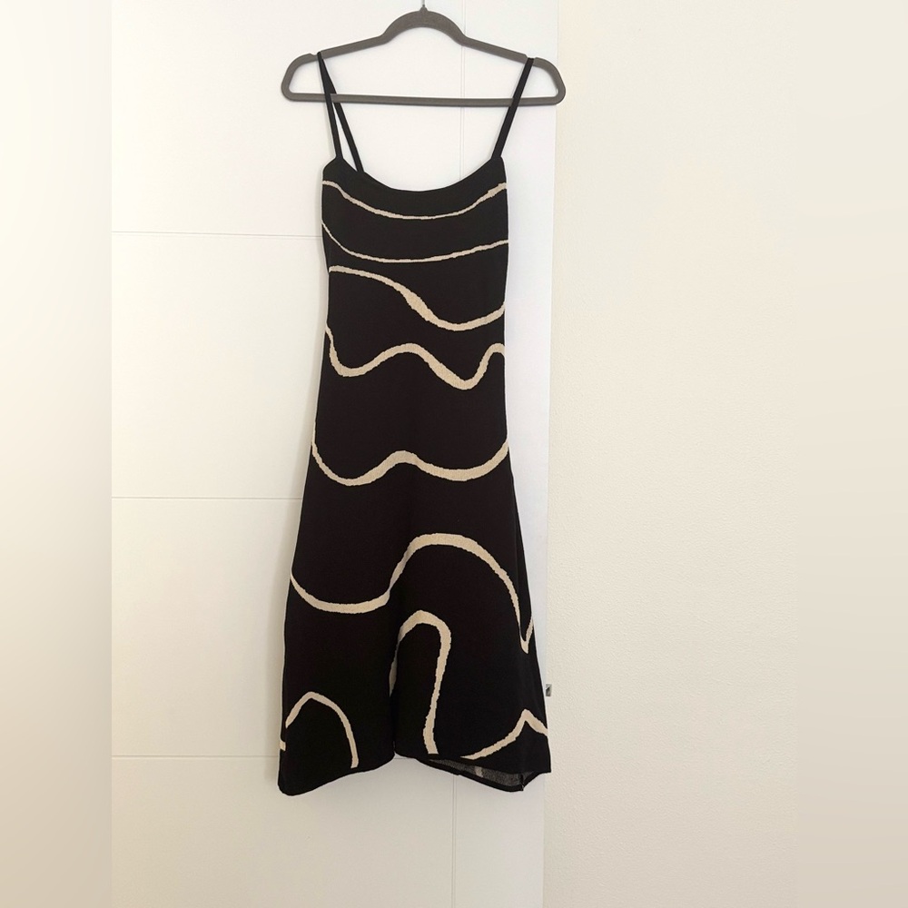 RIHOAS Black and Cream Midi Dress - Picture 3 of 7